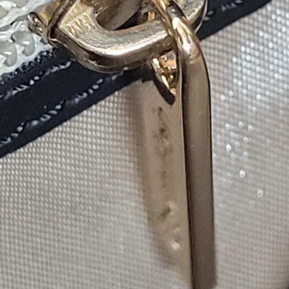 CK CALVIN KLEIN AMAZING SIGNATURE TOTE. LAPTOP BAG, WEEKENDER, CARRY ON, BOOKS - Picture 10 of 16